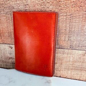 NWOT Frye Austin Passport Wallet